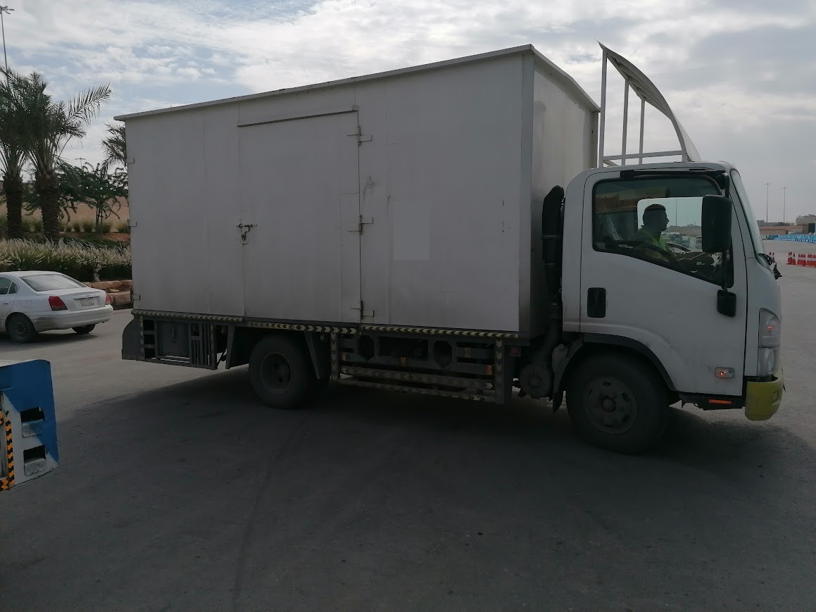 Porter Truck with Closed Box