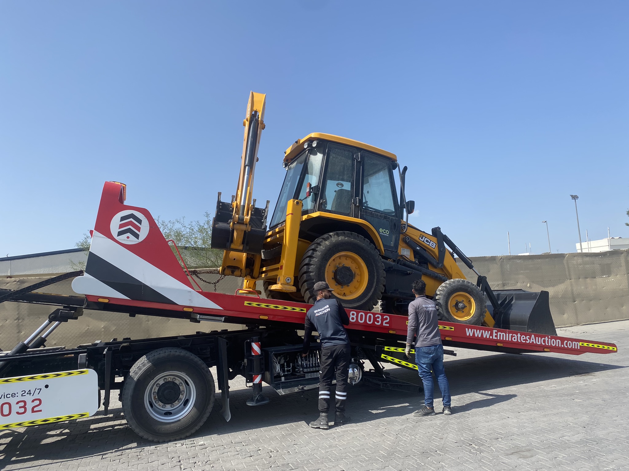 Small Stake Bed for transportation services in Syria