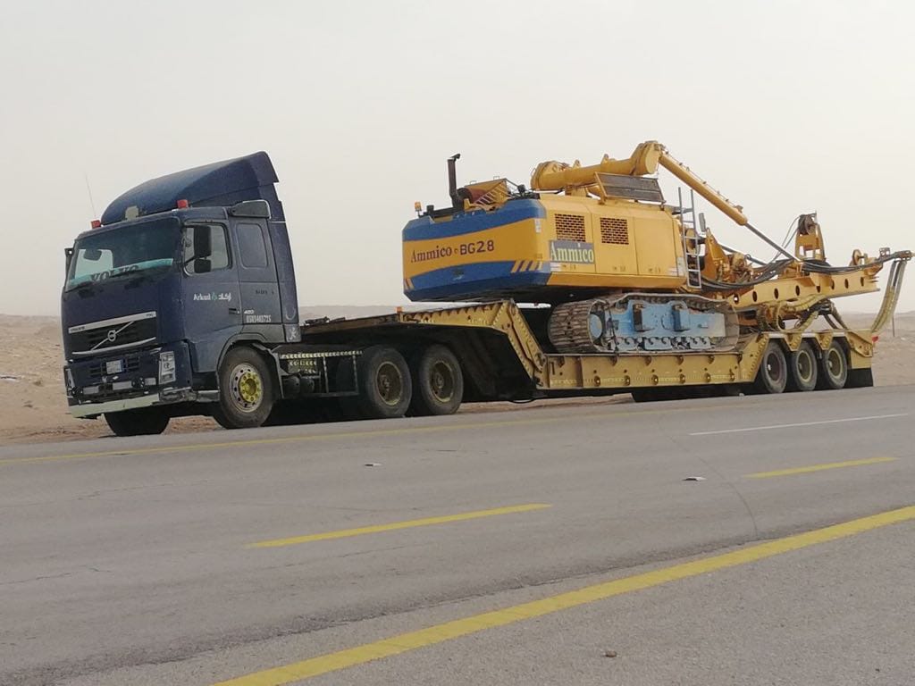 شراء و تحميل ونقل جميع أنواع المعدات من السعودية